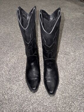 Women’s Black Cowboy Boots